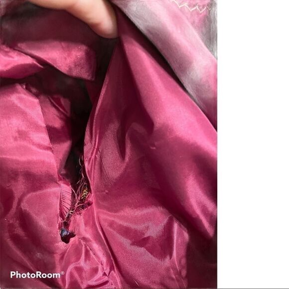 Blue Paisley Kaftan with Metallic Gold Brocade - Picture 13 of 15